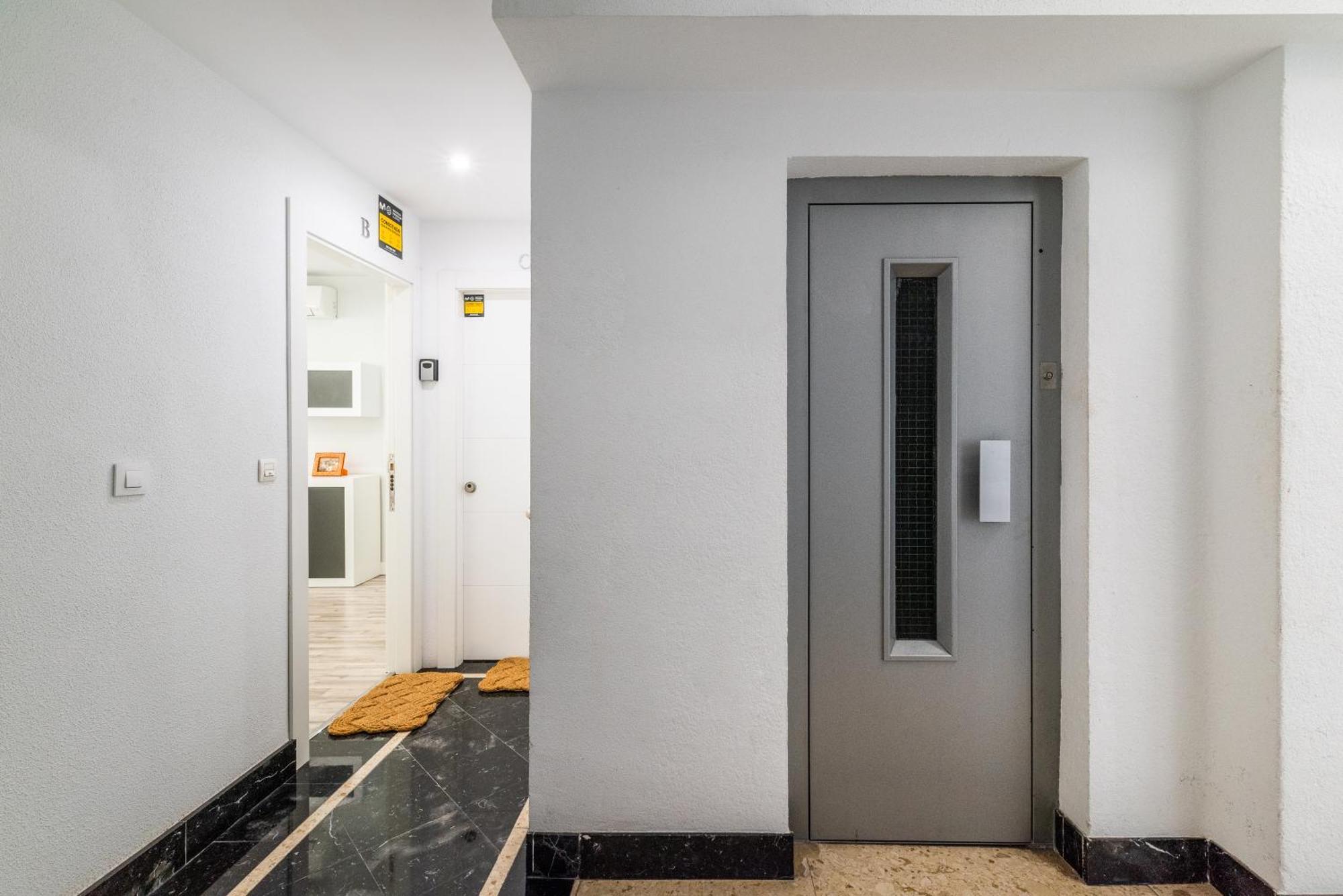 Oasis Centro De Granada Appartement Buitenkant foto